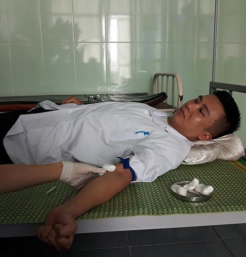 Hải Dương: Nhân viên y tế hiến máu cứu sản phụ, bị người nhà dọa giết 1